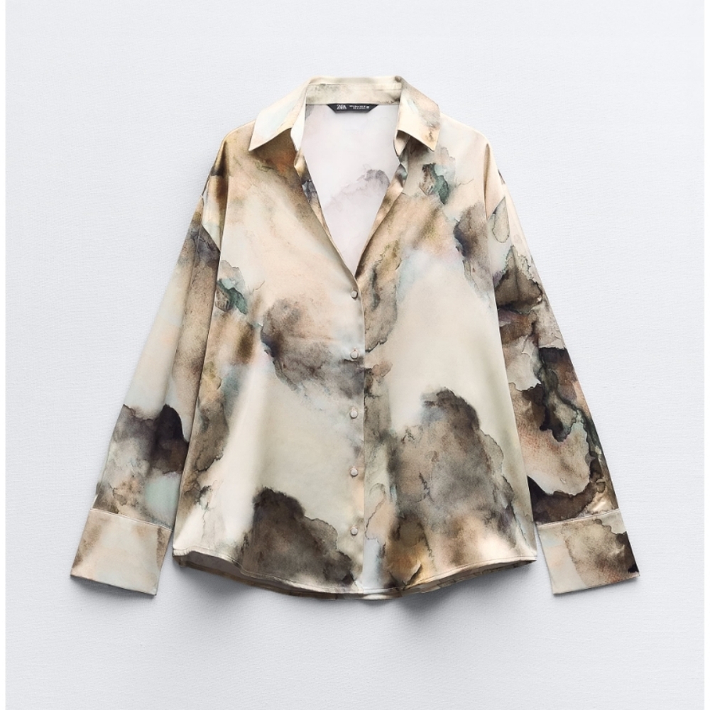 ❌️SOLD❌️SATIN EFFECT TIE-DYE SHIRT SIZE S - Picture 3 of 9